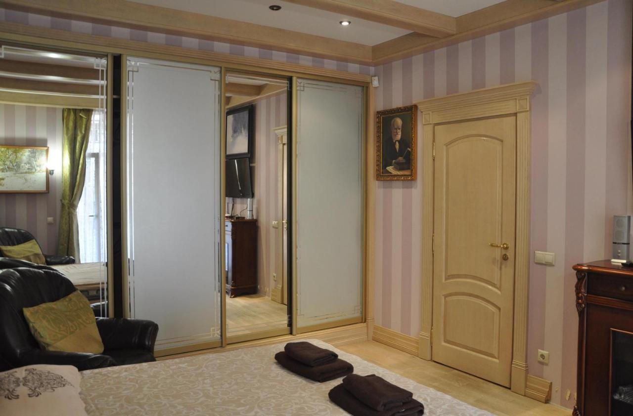 Apartments In Lviv Center Ngoại thất bức ảnh